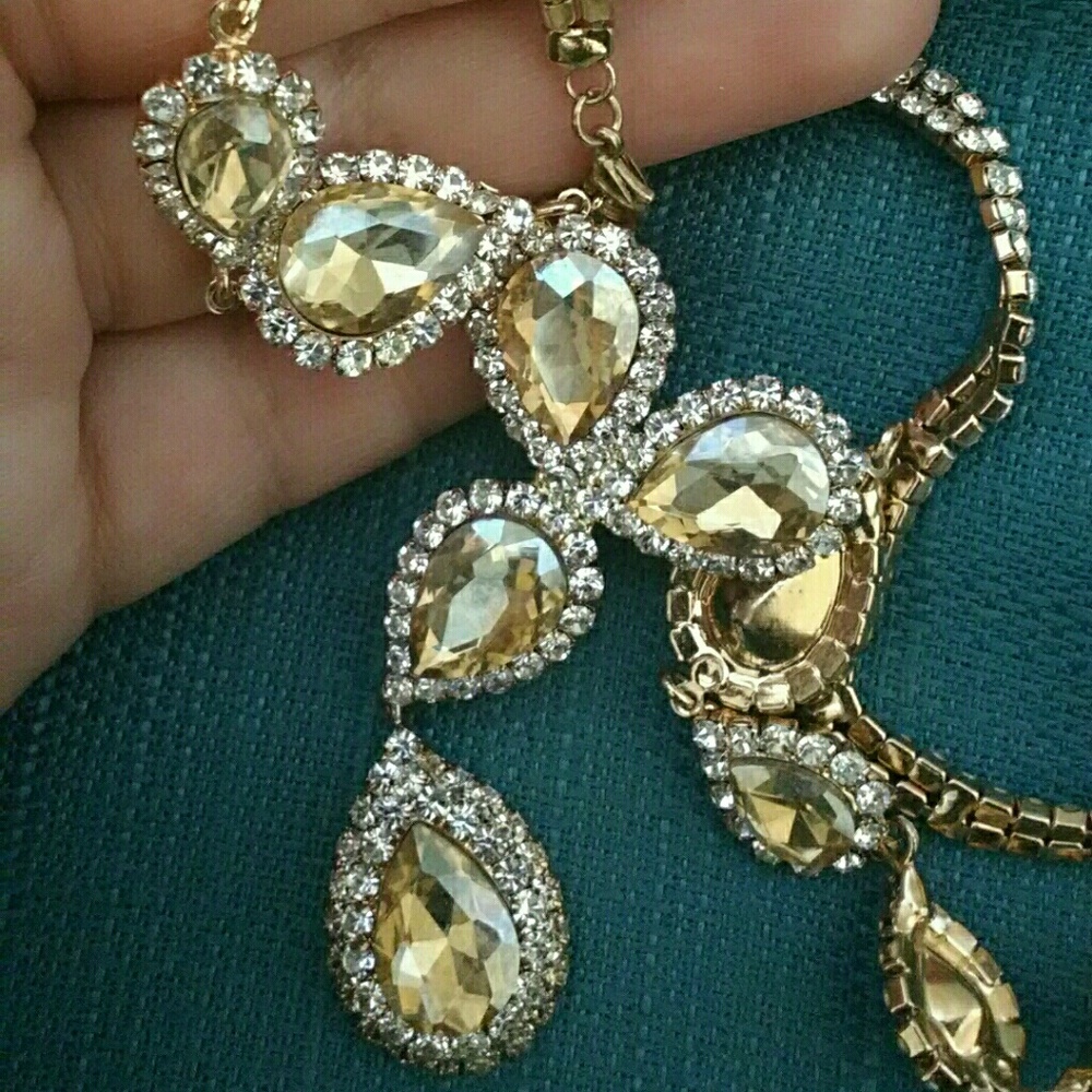 Necklace set